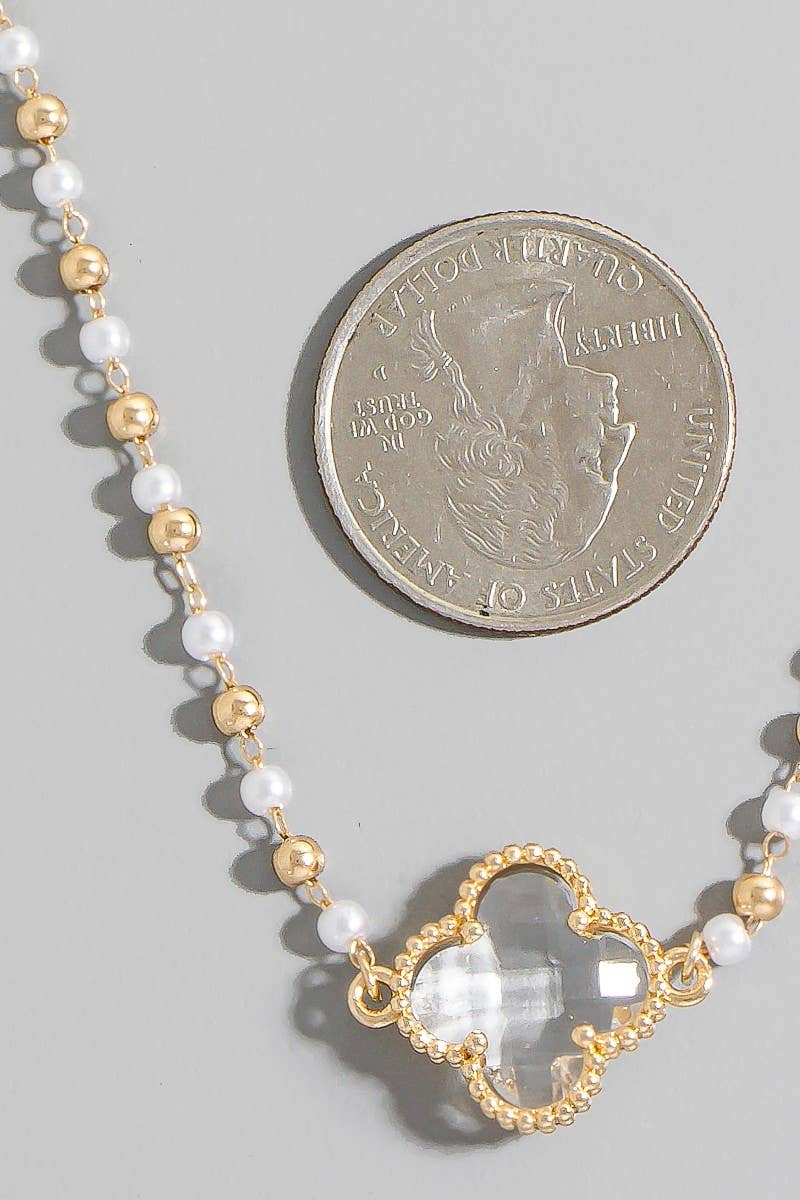 Faceted Clover Pendant Pearl Beaded Necklace