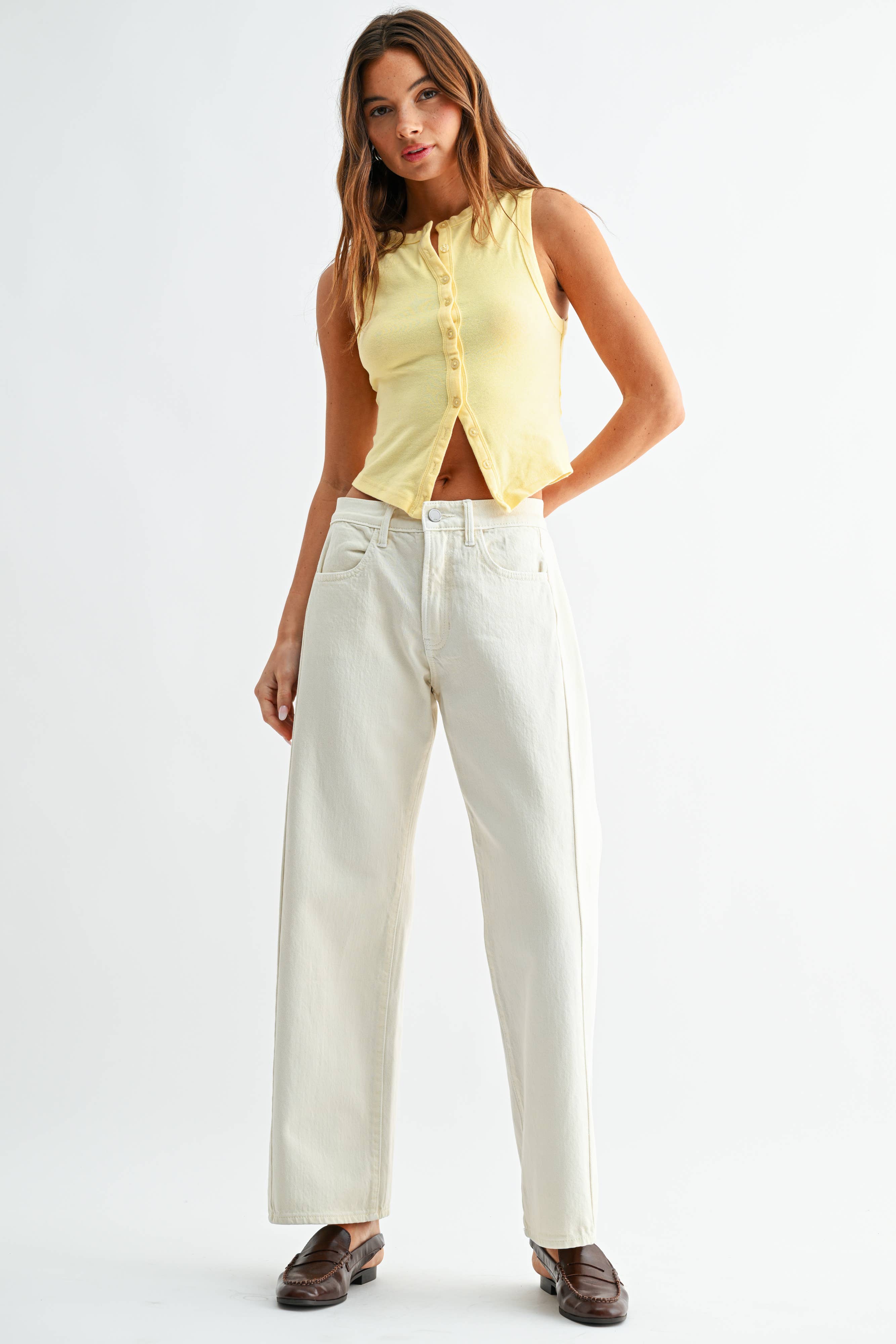 White Stretch Slight Barrel Twist