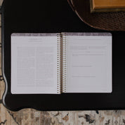 365 Days of Discovering the Beauty of Jesus/ Volume 3