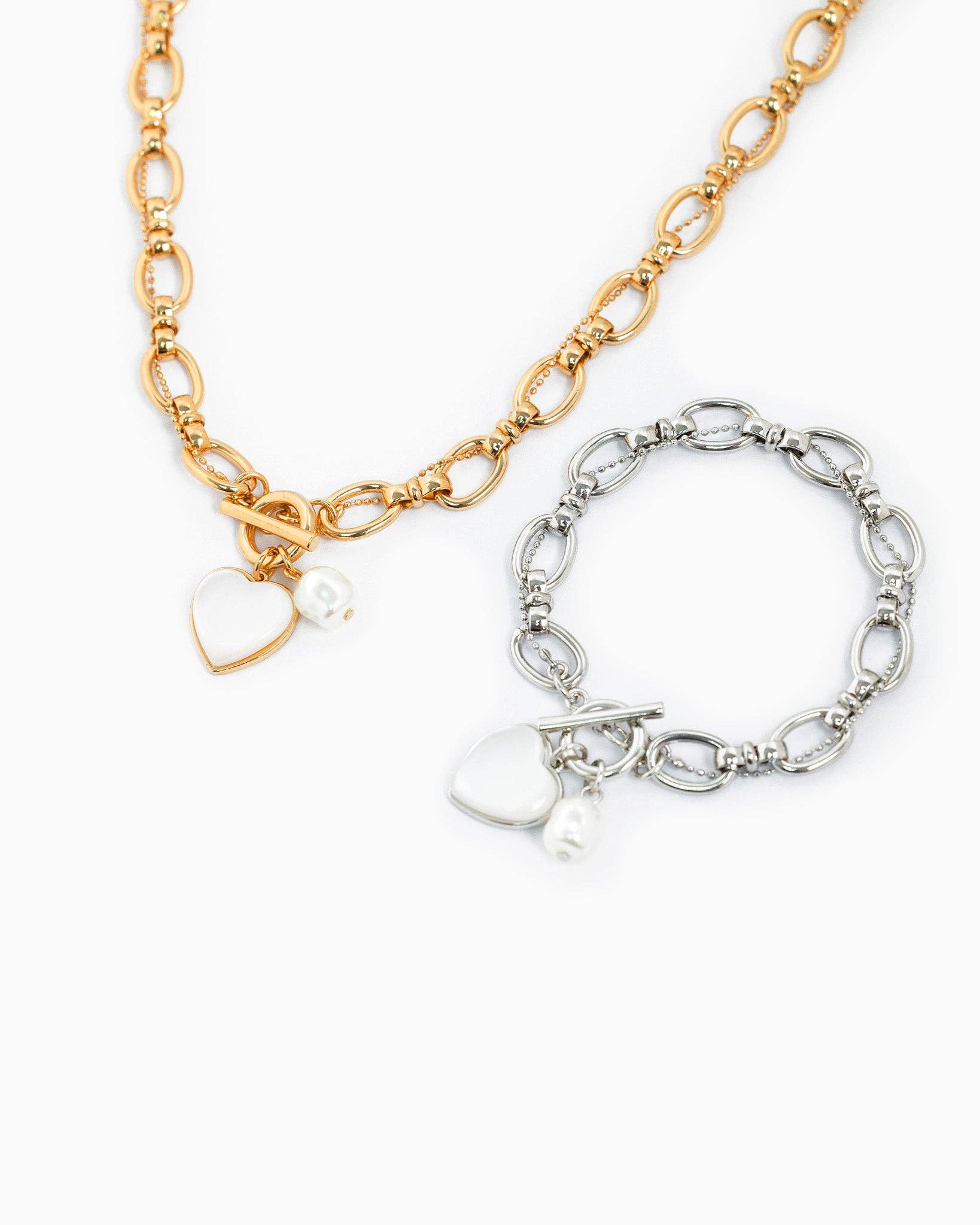 Gold Heart Twist Chain Toggle Necklace