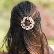 Flat Circle Hair Clip | Medium | Blonde Tortoise