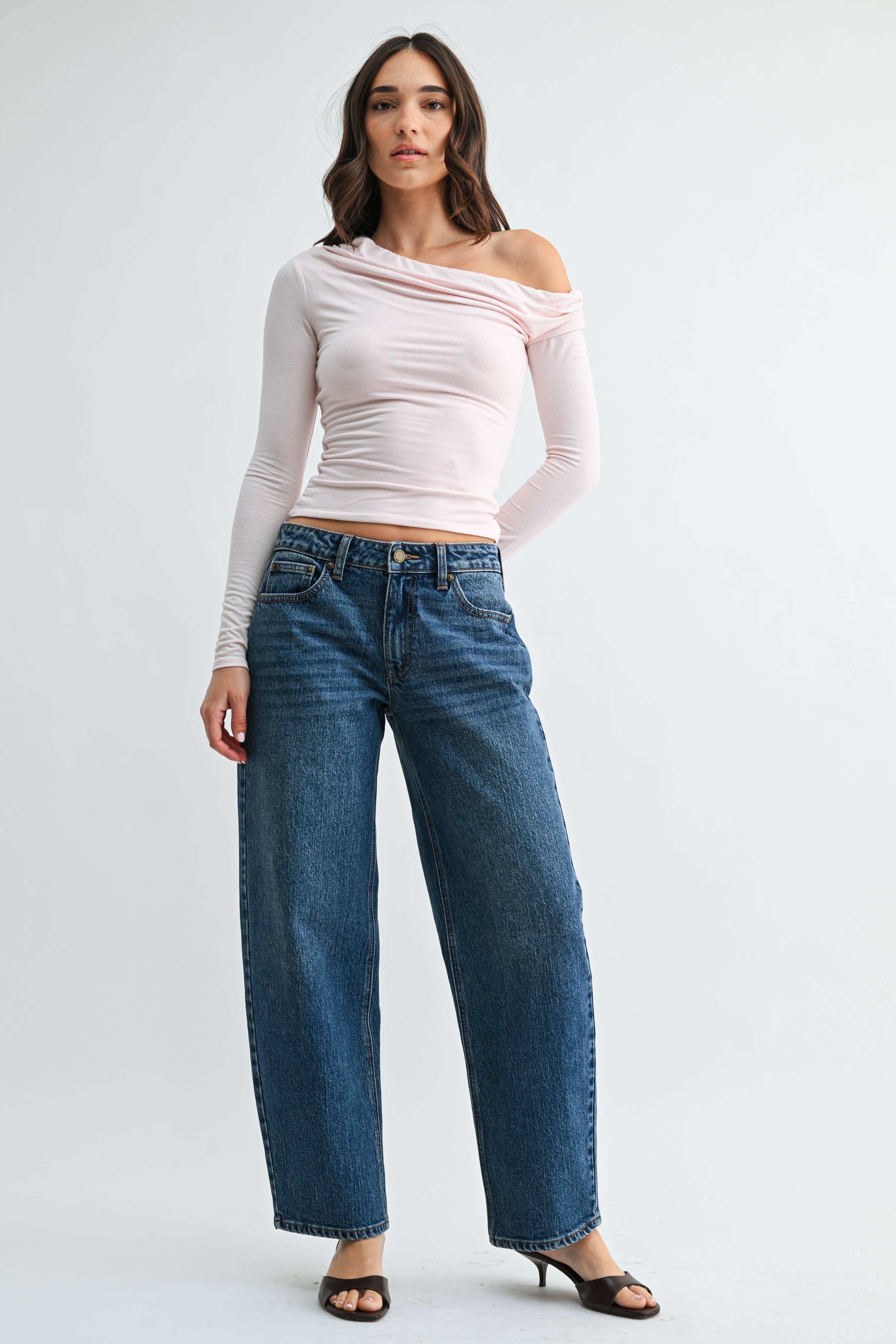 Relaxed Straight Barrel Jean