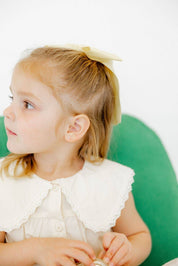 Stud Earrings Clara Cross Gold Sparkle