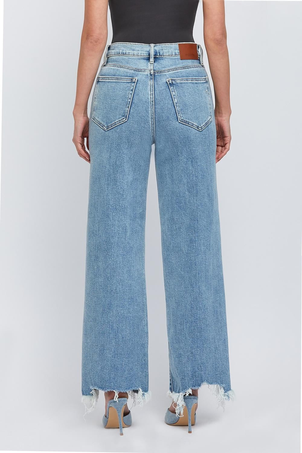 Medium Wash Frayed Stretch Dad Jean