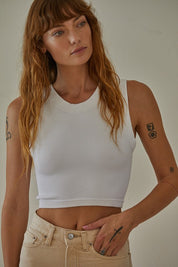 White Ready to Move Top