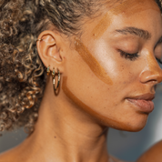 Contour Self-Tanning Sculpt + Glow
