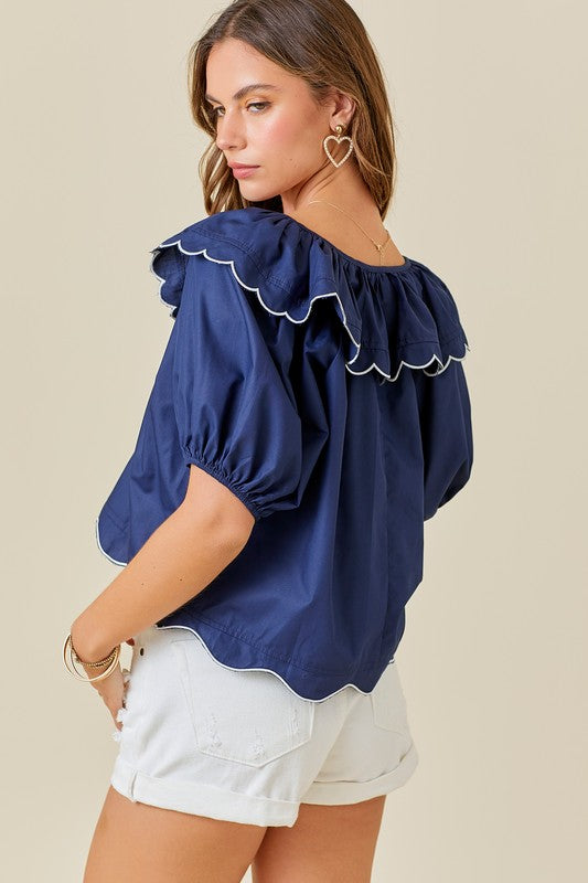 SCALLOP HEM TOP WITH COLLAR