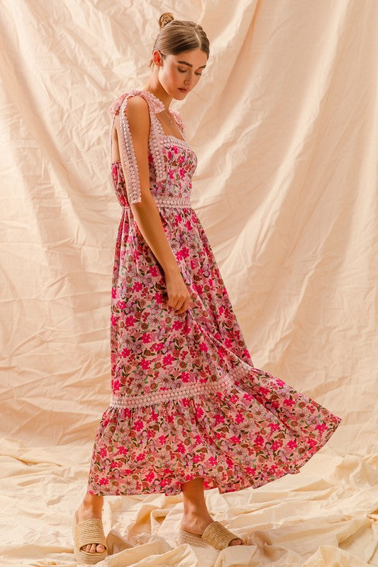 Floral Maxi Ribbon Detail