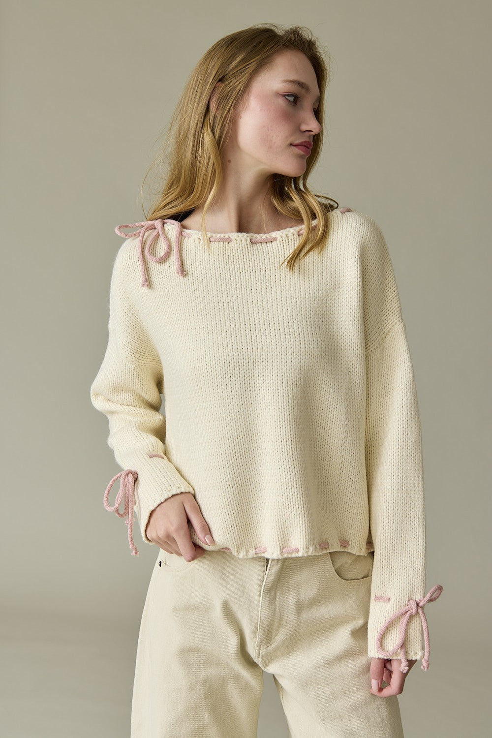 Cream Contrast Stitching Bow Sweater