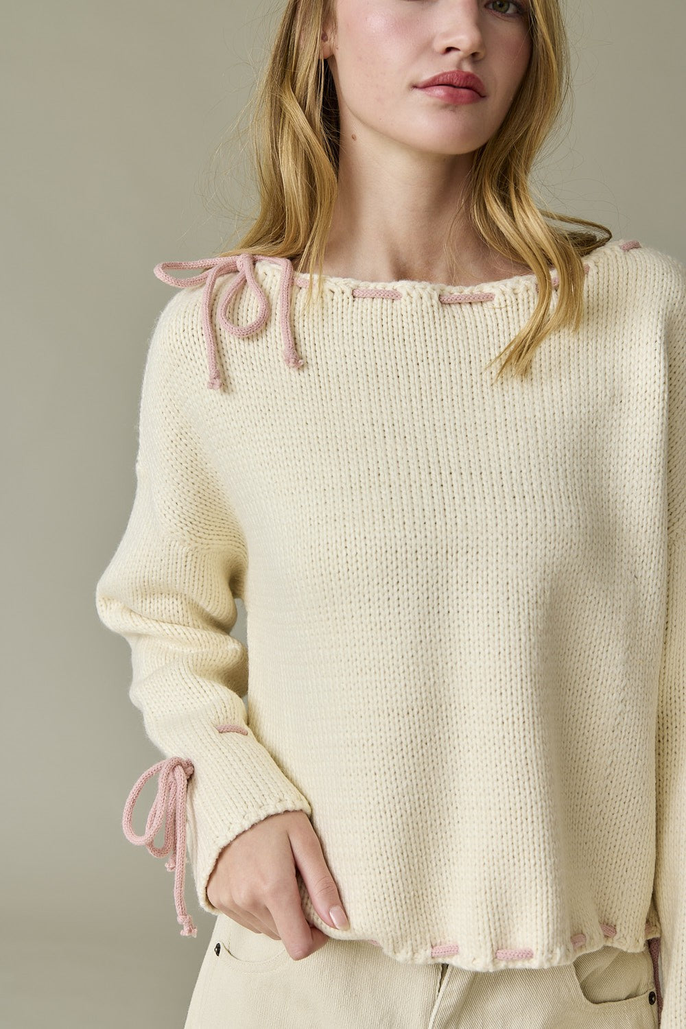 Cream Contrast Stitching Bow Sweater