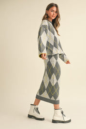 Gray Argyle Print Set