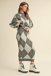 Gray Argyle Print Set