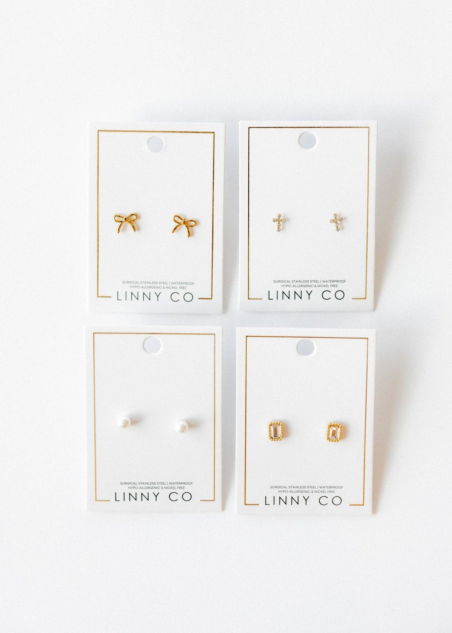 Stud Earrings Clara Cross Gold Sparkle
