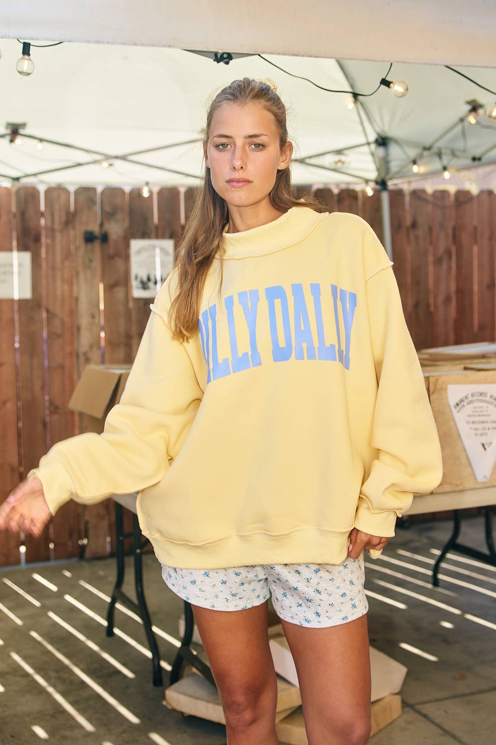 'DILLY DALLY' Mockneck Sweatshirt