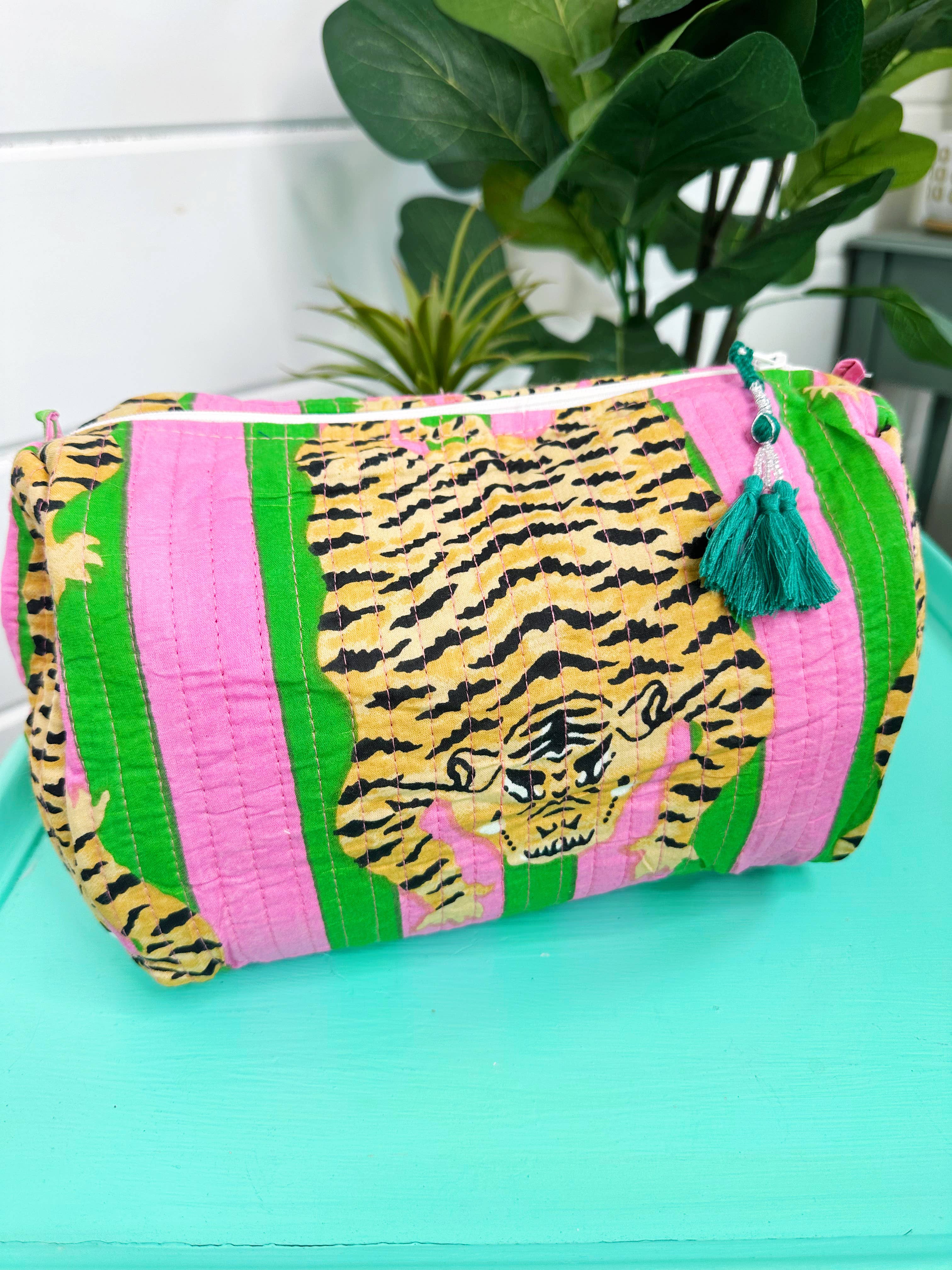 Tiger Large Print Quilted Makeup Bags