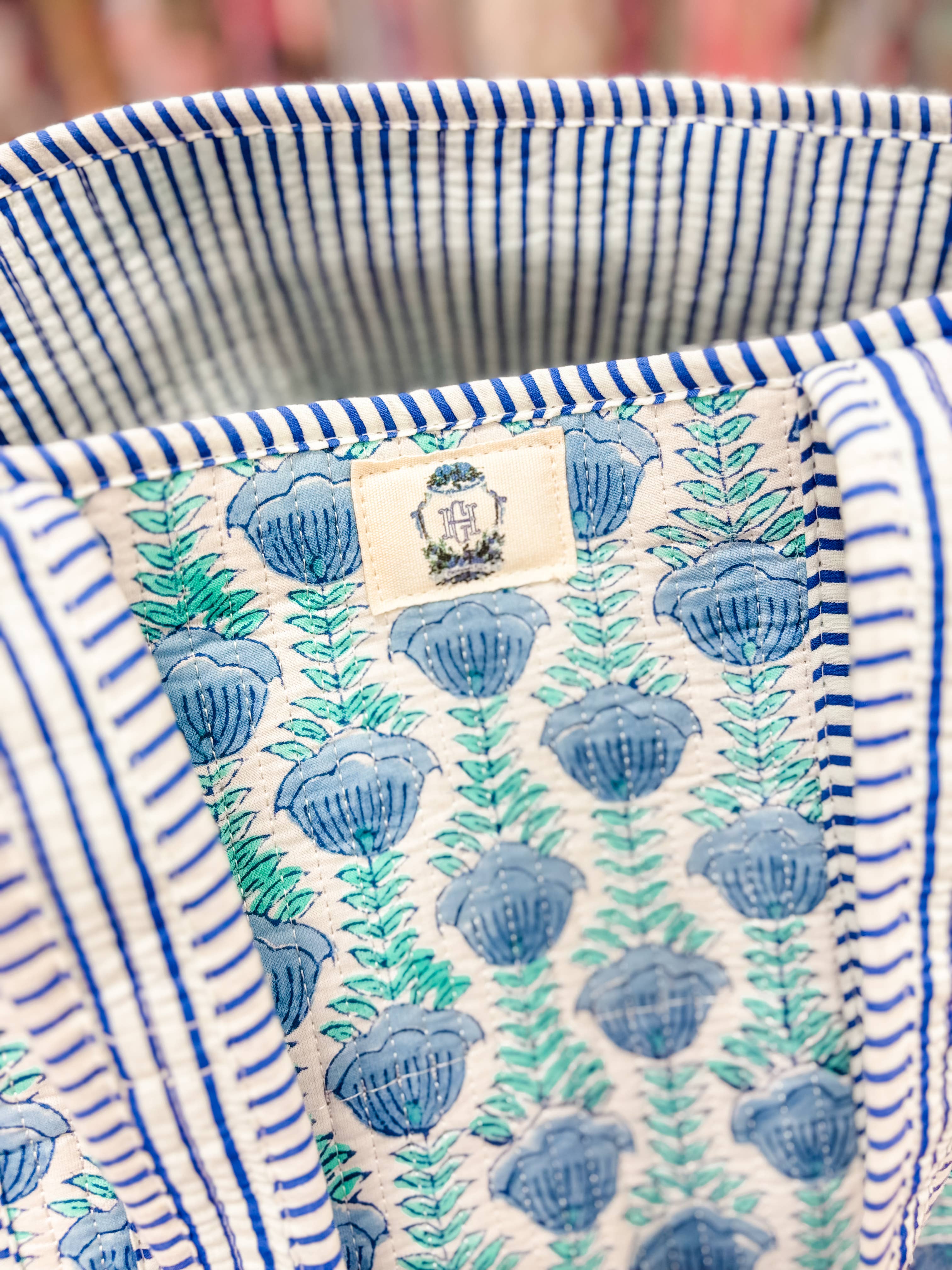 Ocean Blooms | Regular Quilted Tote Bag