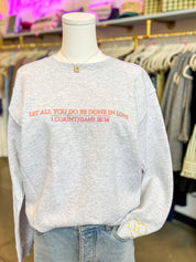 Ellie Gray Crewneck & Yellow Heart On Wrist