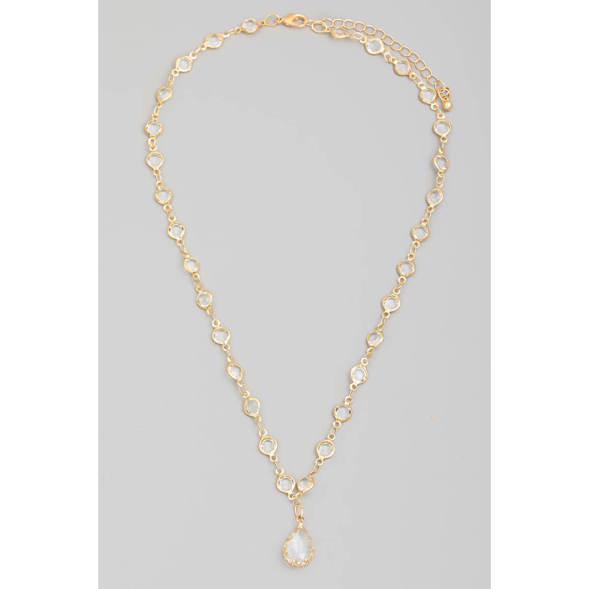 Faceted Rhinestone Pendant And Chain Necklace