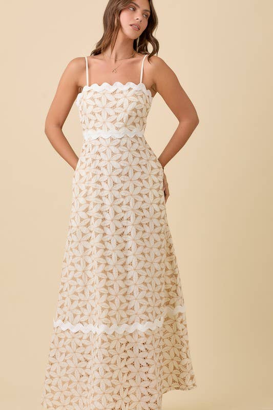 Floral Eyelet Contrast Maxi Dress