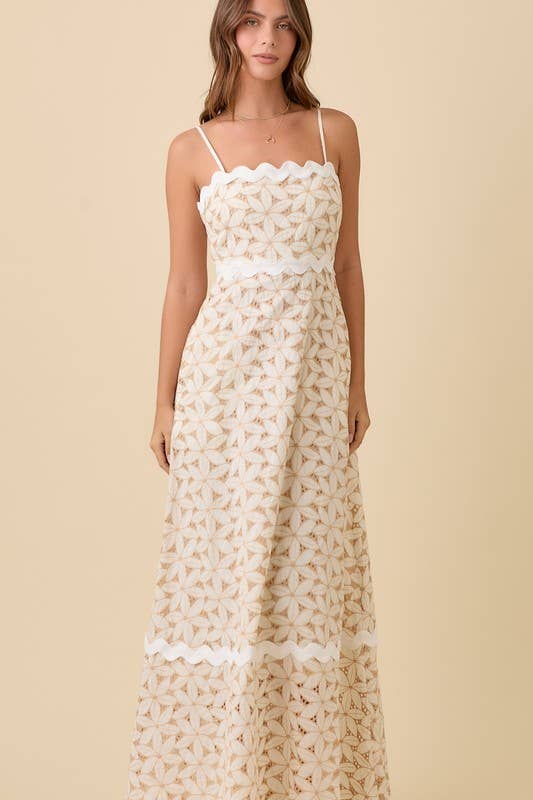 Floral Eyelet Contrast Maxi Dress