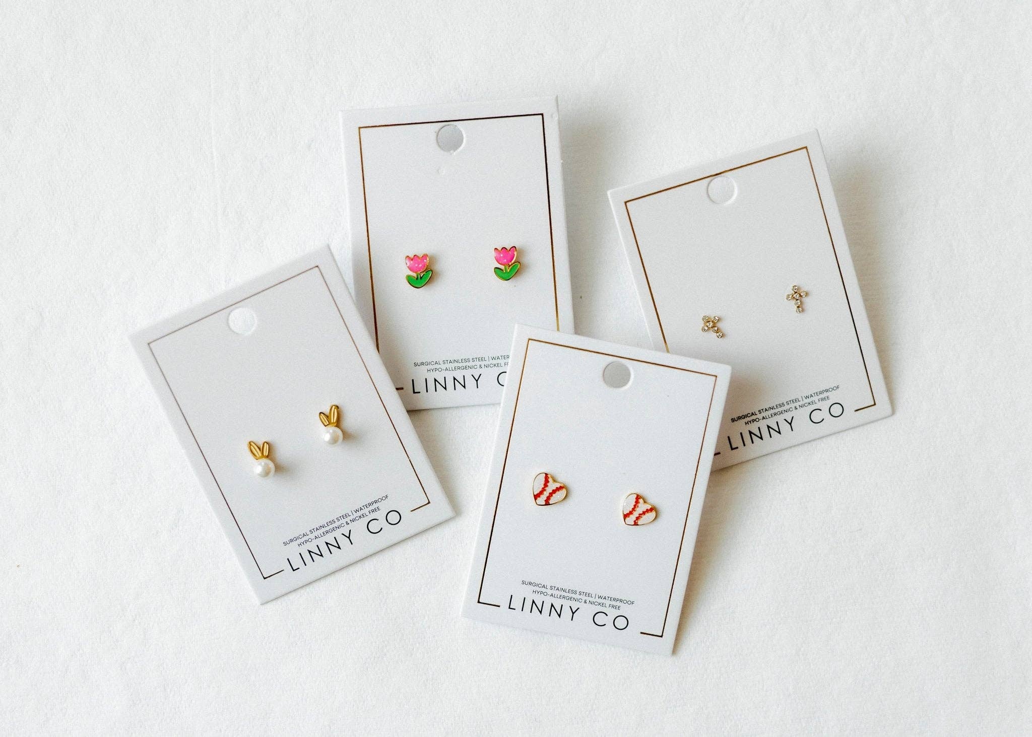 Stud Earrings Clara Cross Gold Sparkle