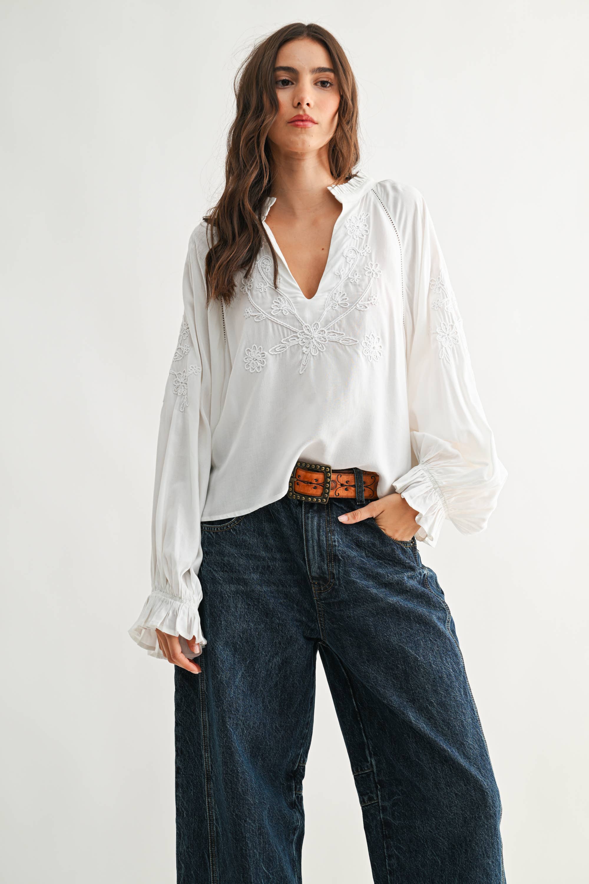 Embroidered White Longsleeve Blouse