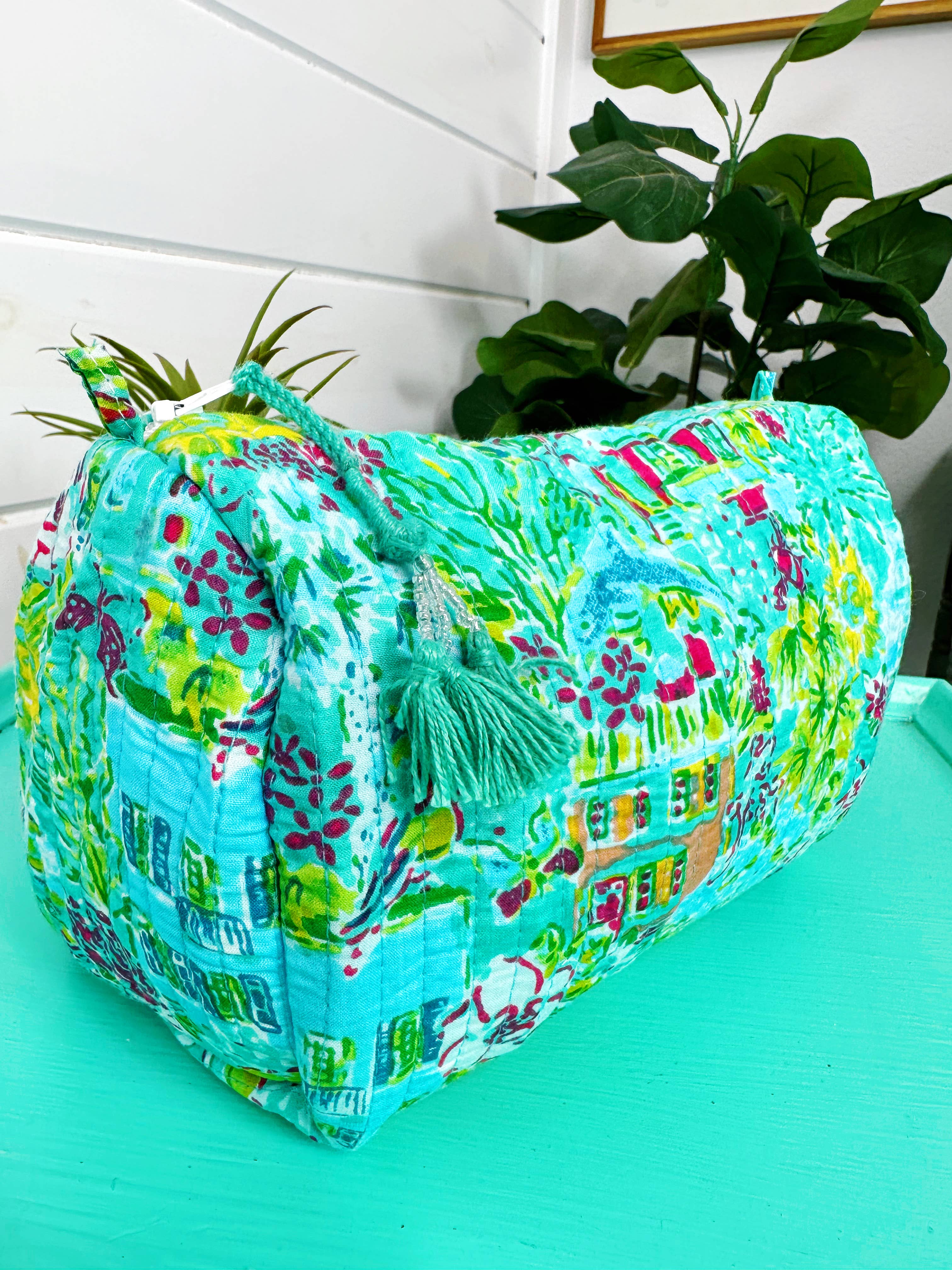 Southern town Quilted Toiletry Bag