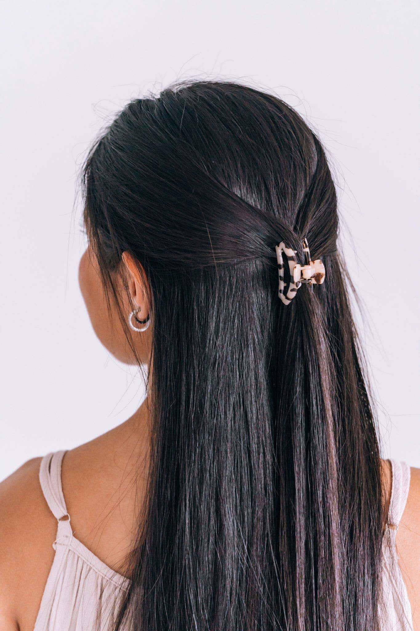 Blonde Tortoise Tiny Open Hair Clip