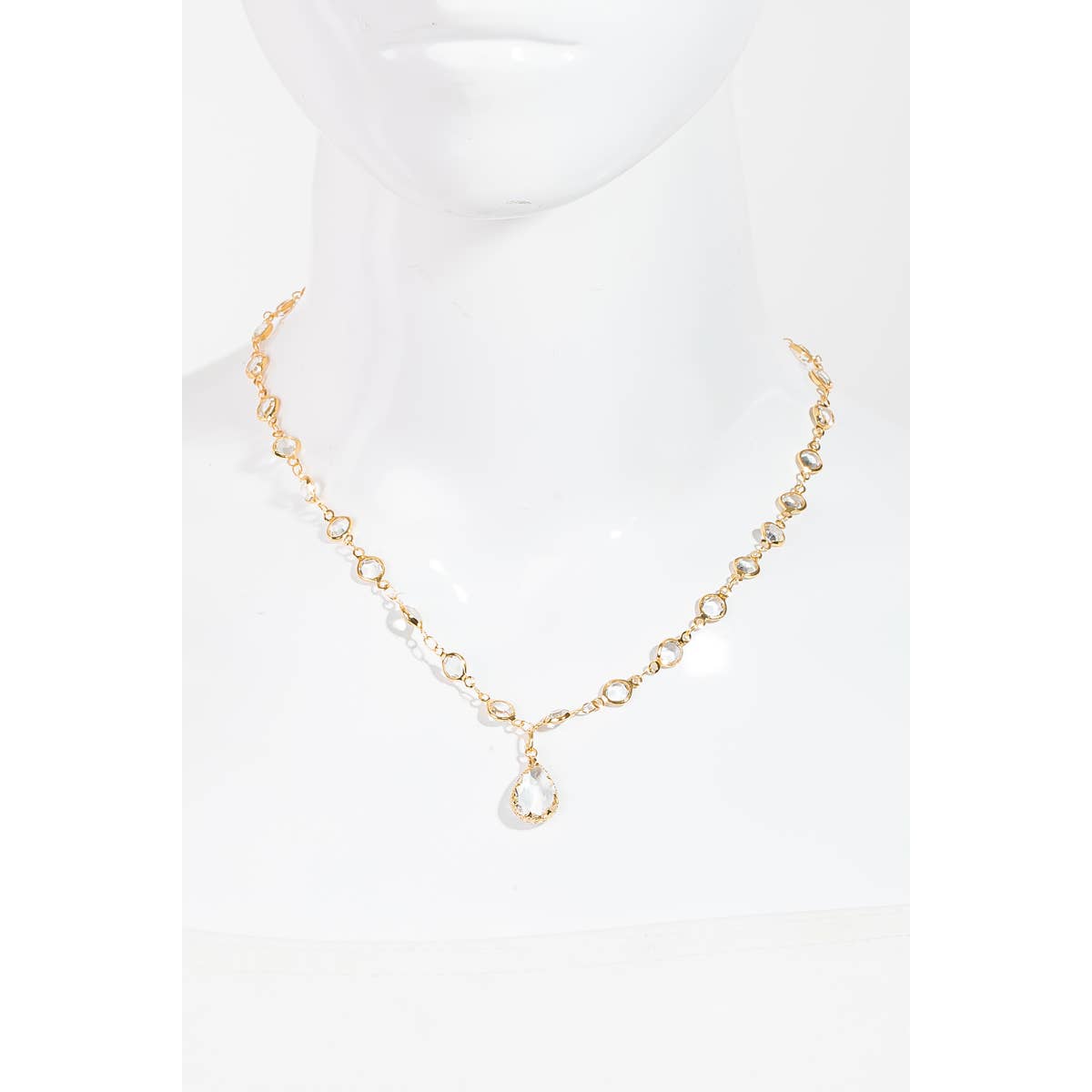 Faceted Rhinestone Pendant And Chain Necklace