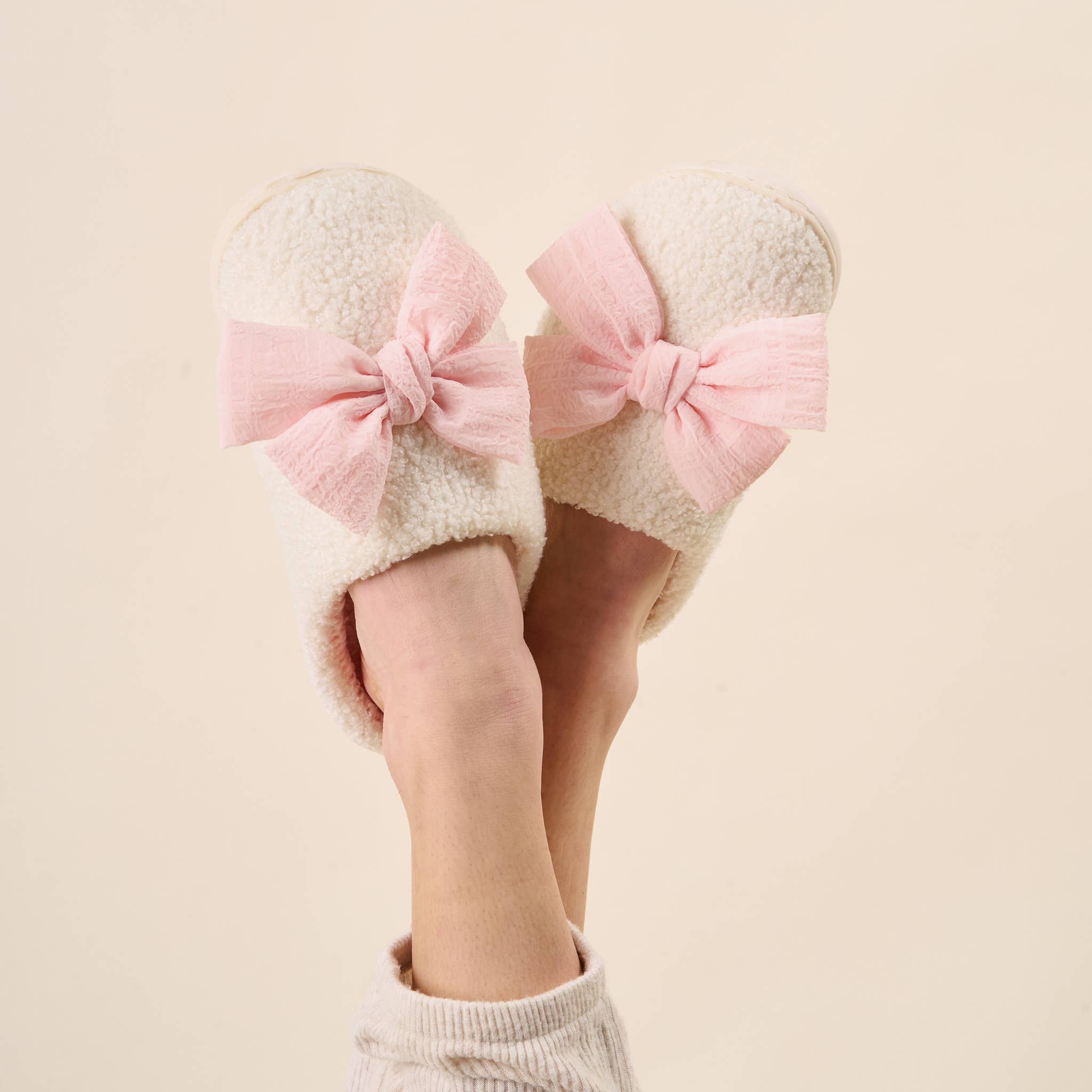 Fuzzy Slippers-Betty Bow Blush