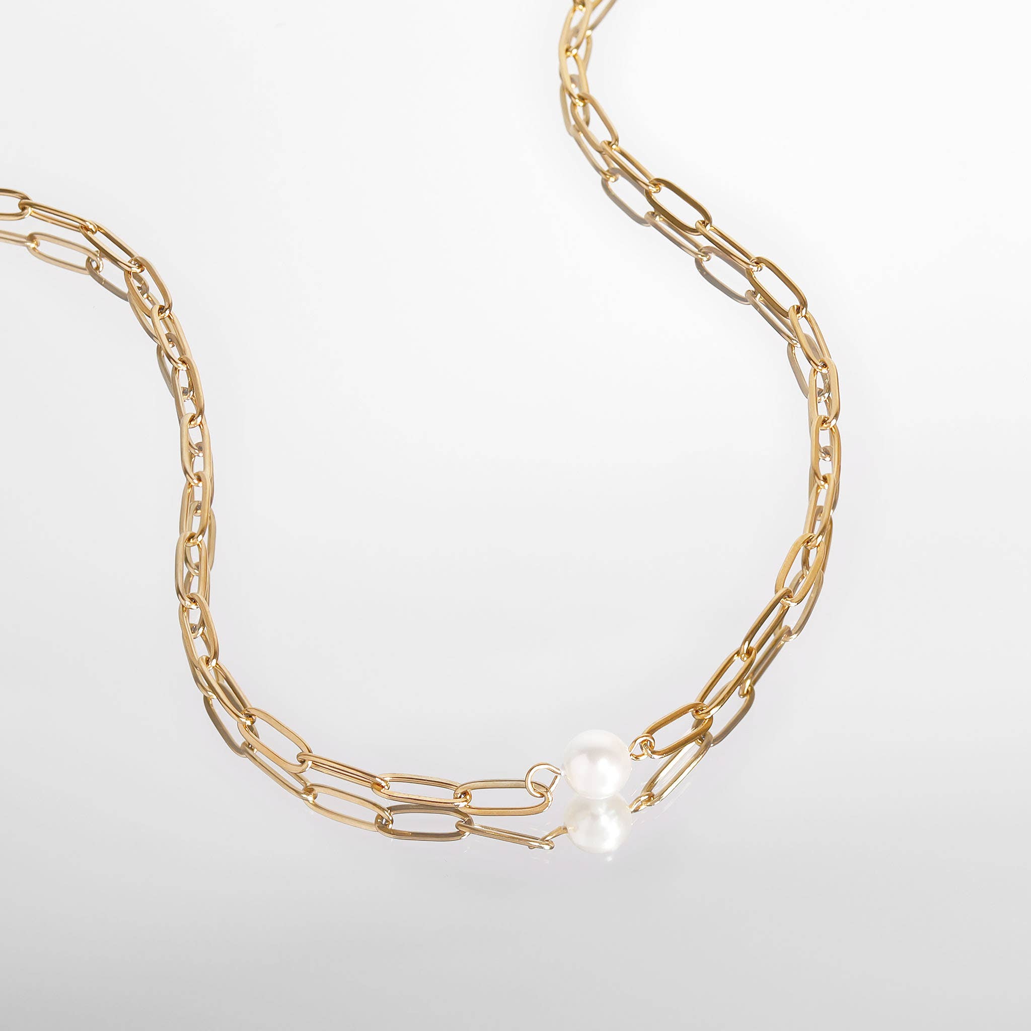 Gold Paperclip Necklace With Pearl