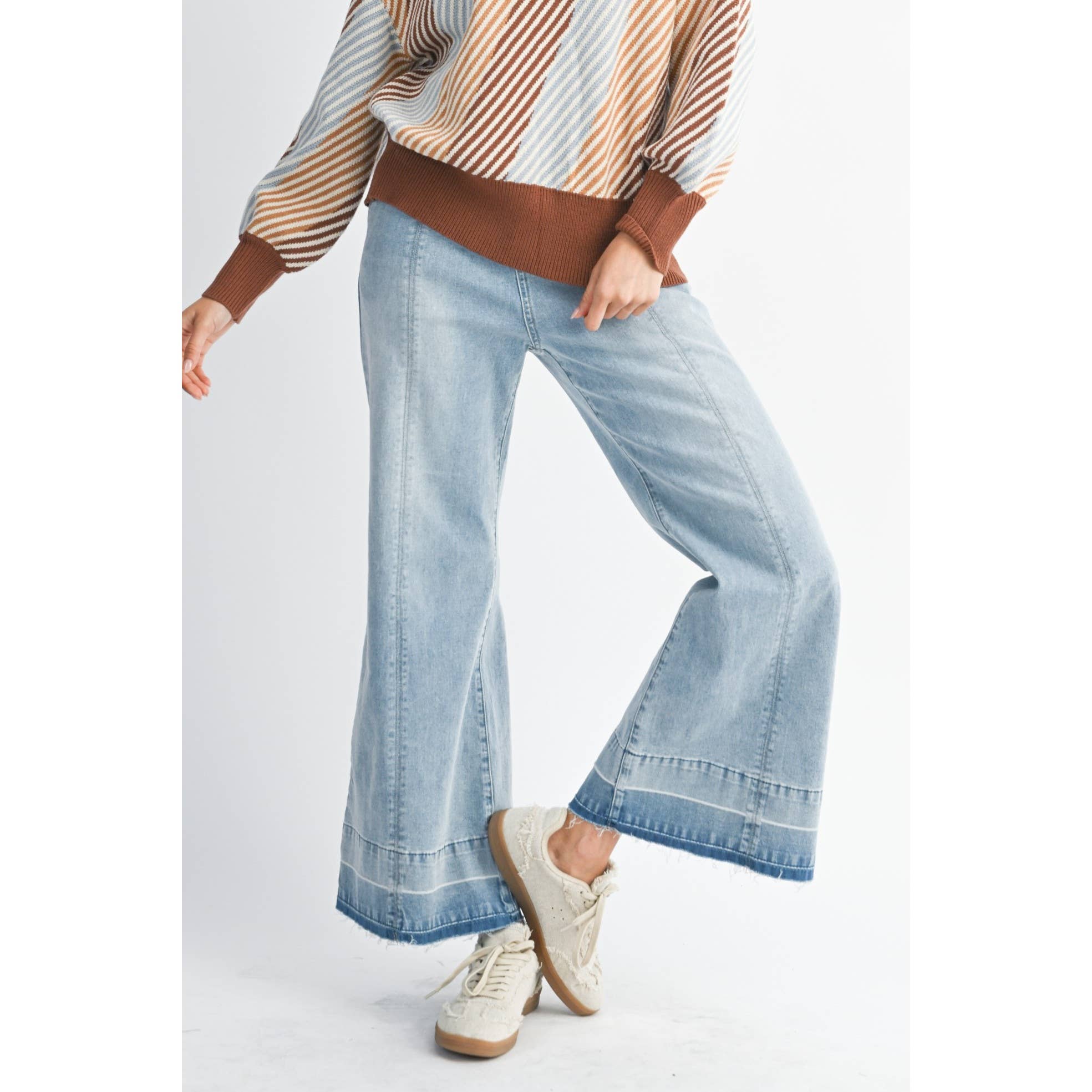 High-Rise Lt Denim Wide Leg Jean