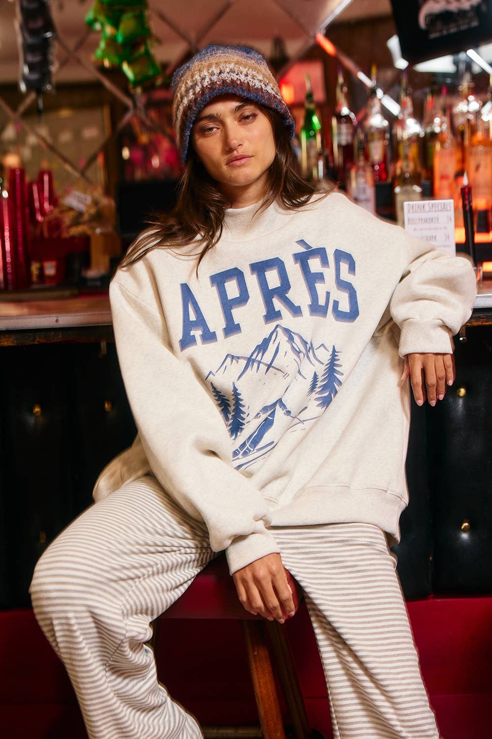 APRES/SKI Reversible MockNeck — color: cream with blue graphics and mock neckline