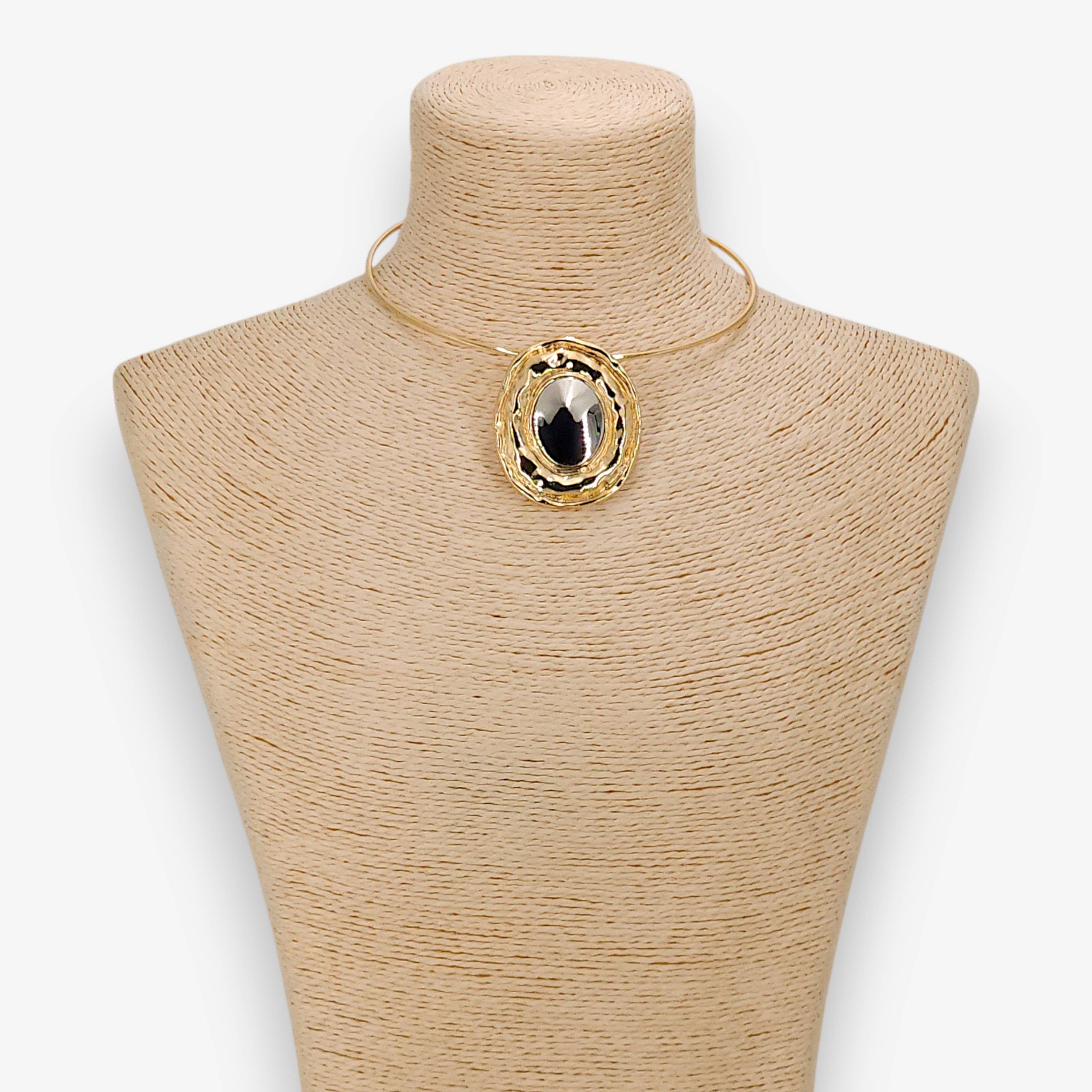 Vintage Sculpted Collar Necklace
