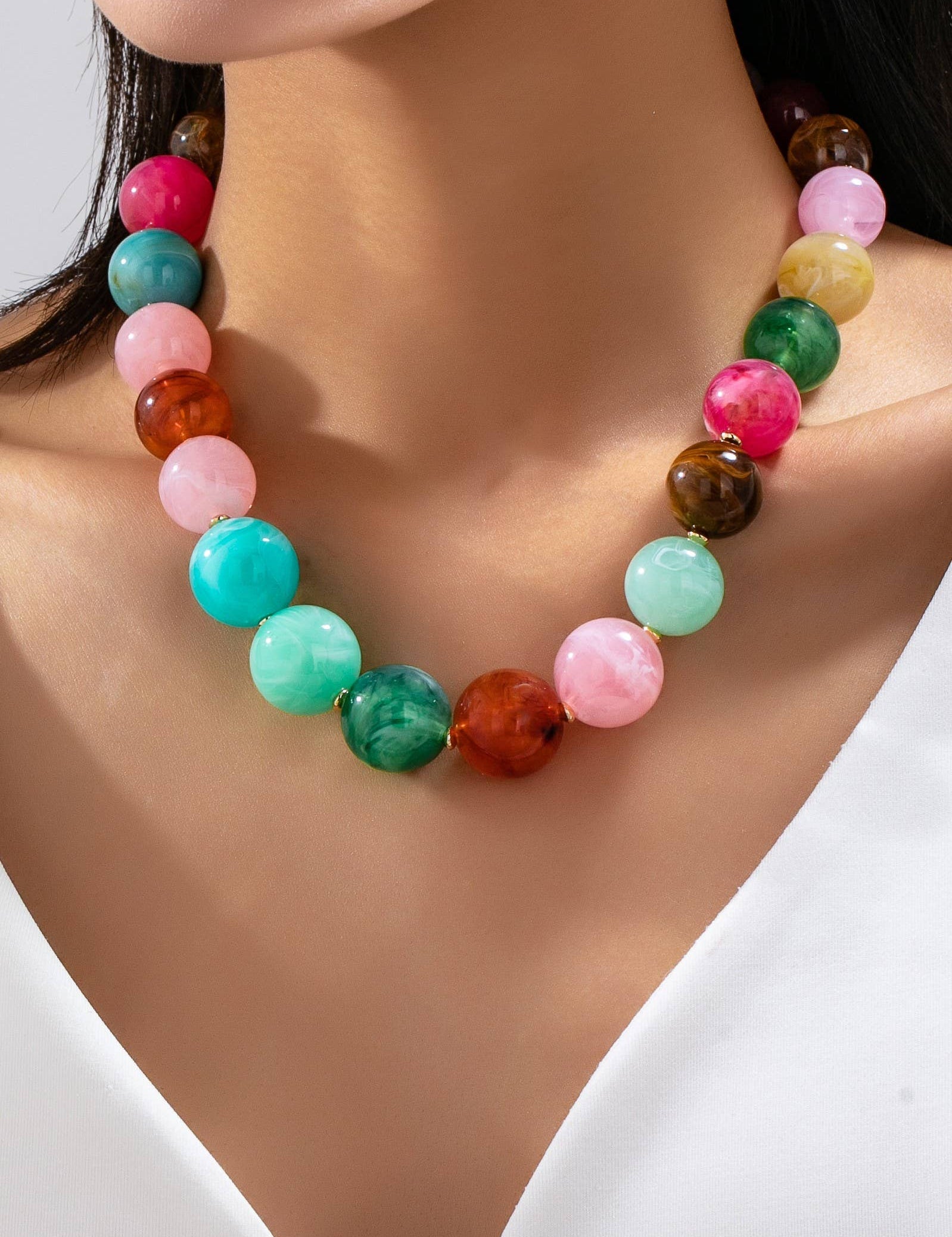 Multicolor Vintage Marbled Resin Necklace