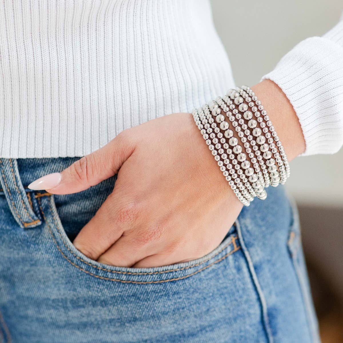 Classic Beaded Stretch Bracelets: Gold / 4mm