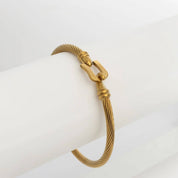 18K Gold Buckle Clasp Bangle Bracelet