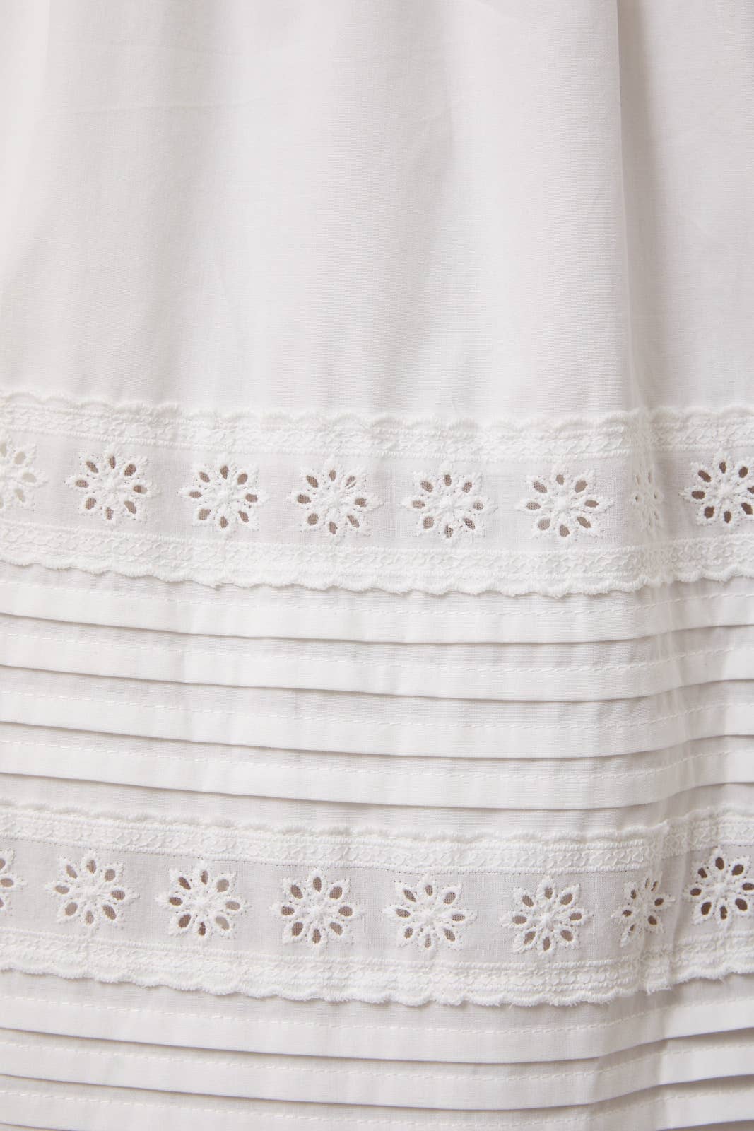 White Mid Rise Detailed Maxi Skirt