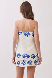 White Leaf Border Detail Print Set showing lead border