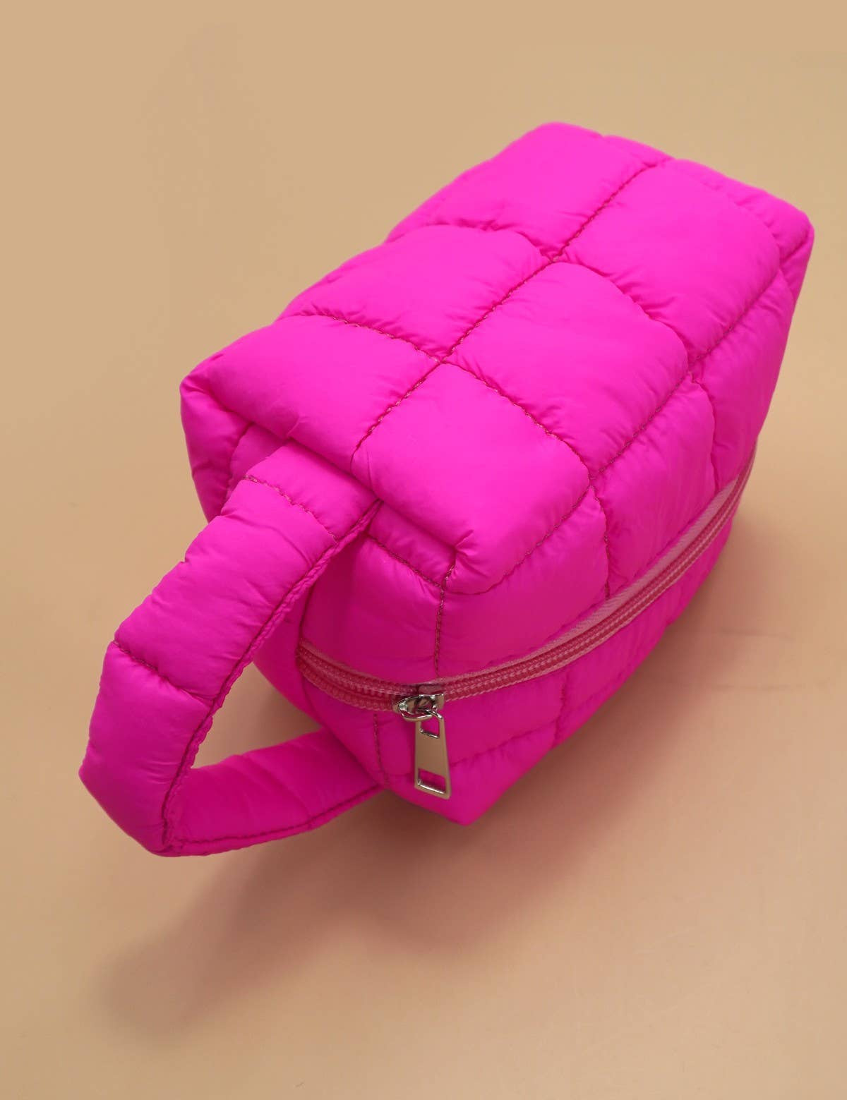 QUILTED PUFFY COSMETIC MAKEUP  POUCH CLUTCH BAG | 40P548