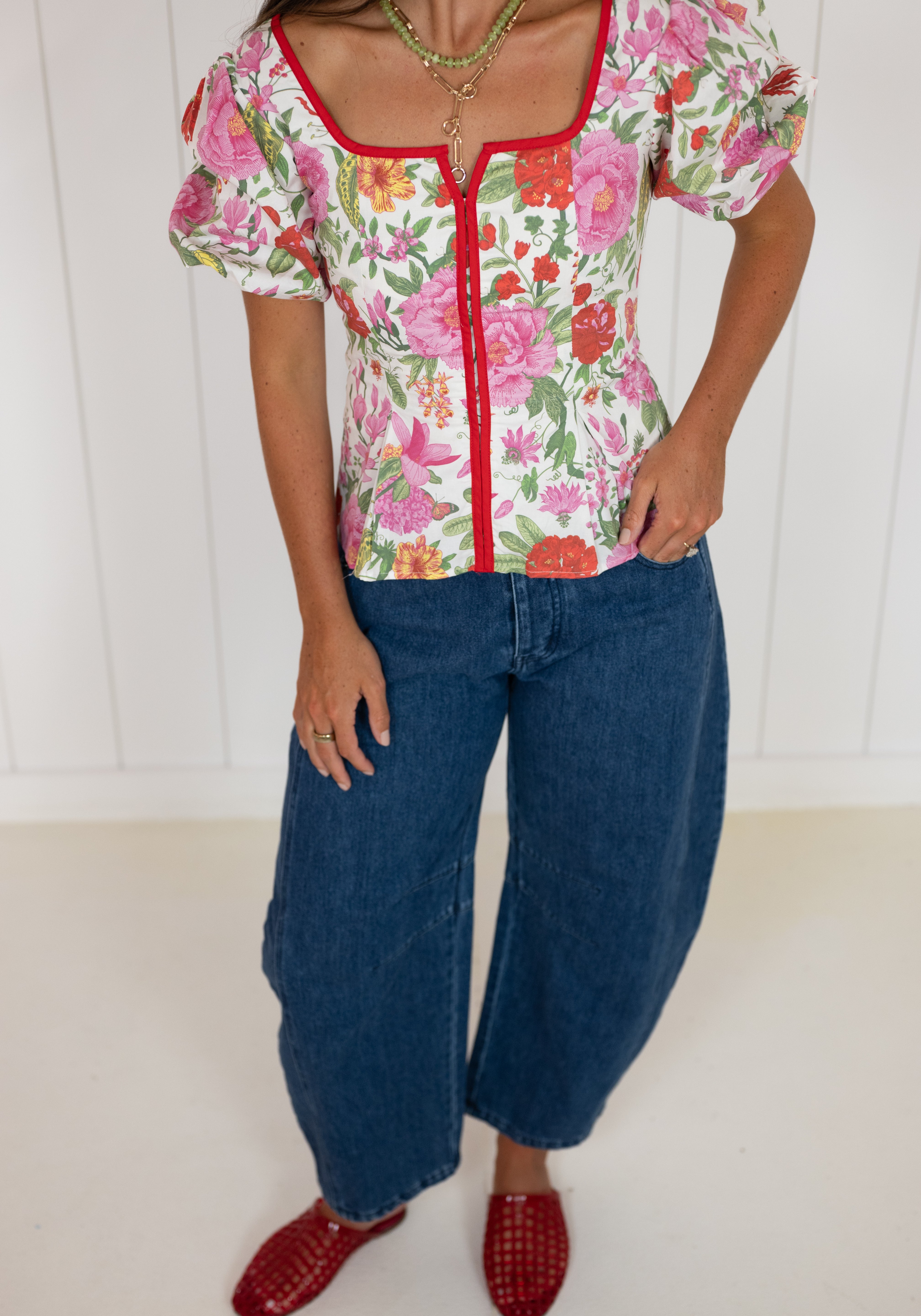 Red Floral Contrast Trim Puff Sleeve Top