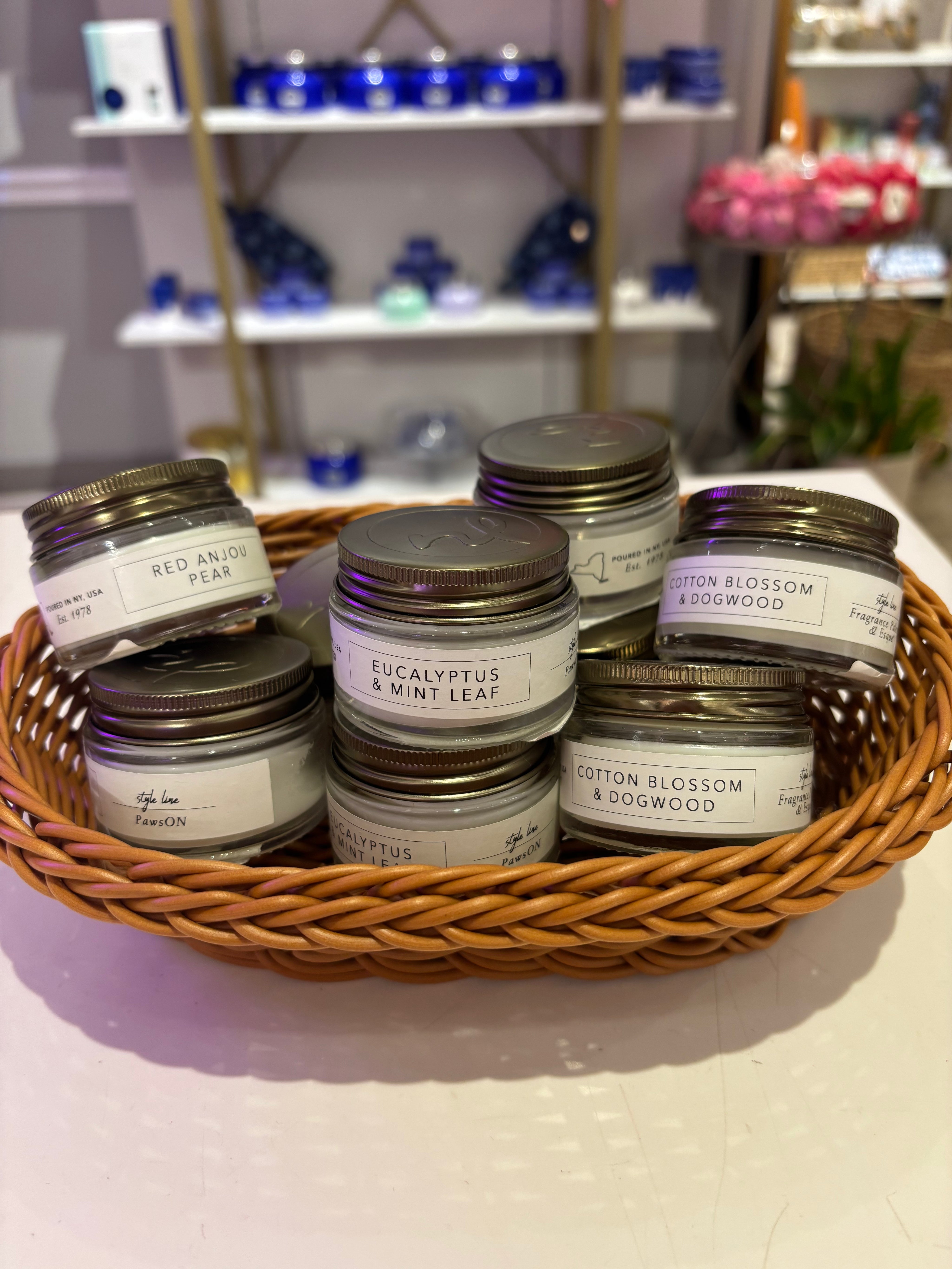 Cotton Blossom & Dogwood Candle