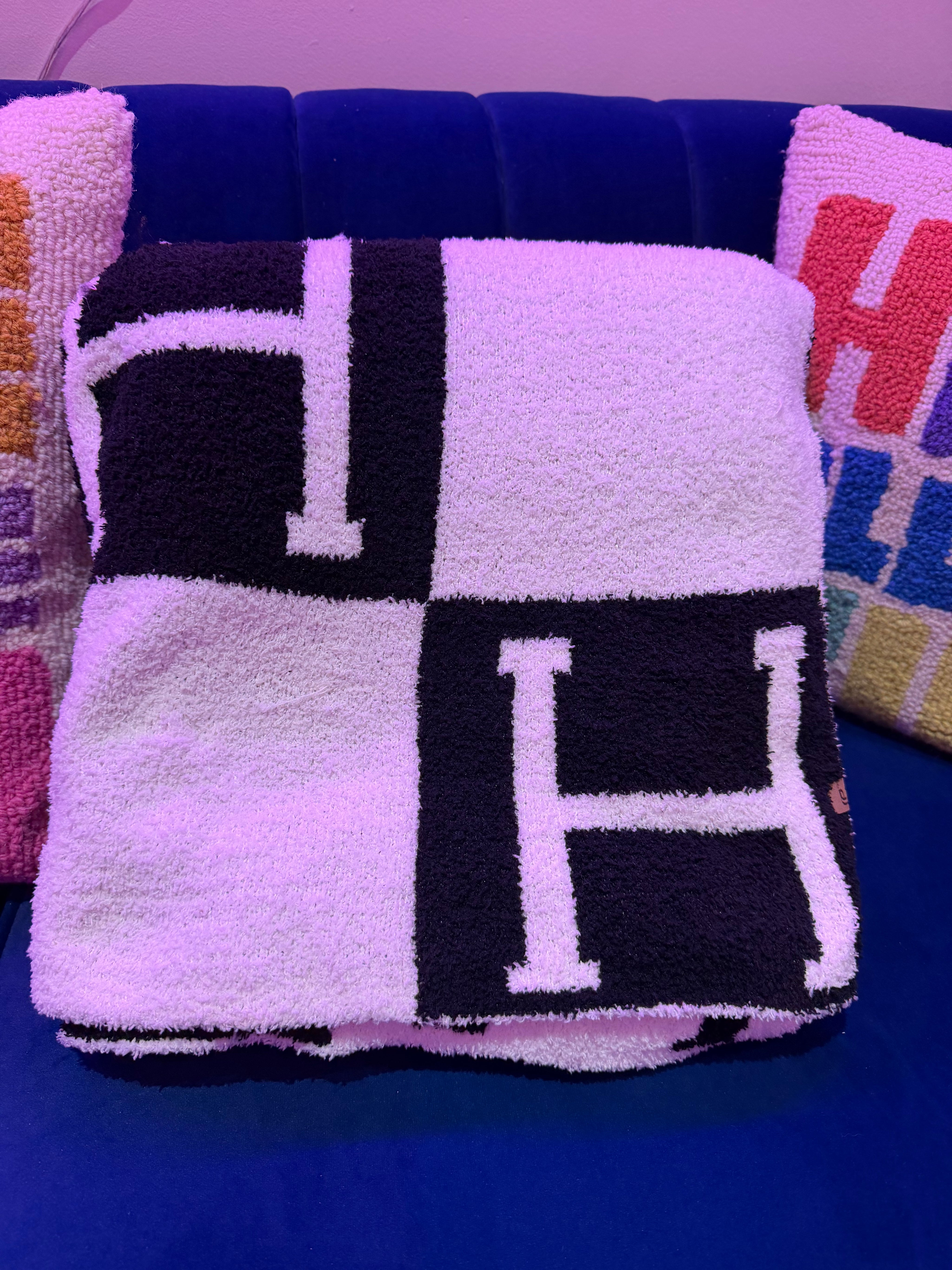 Black Cozy H Throw Blanket