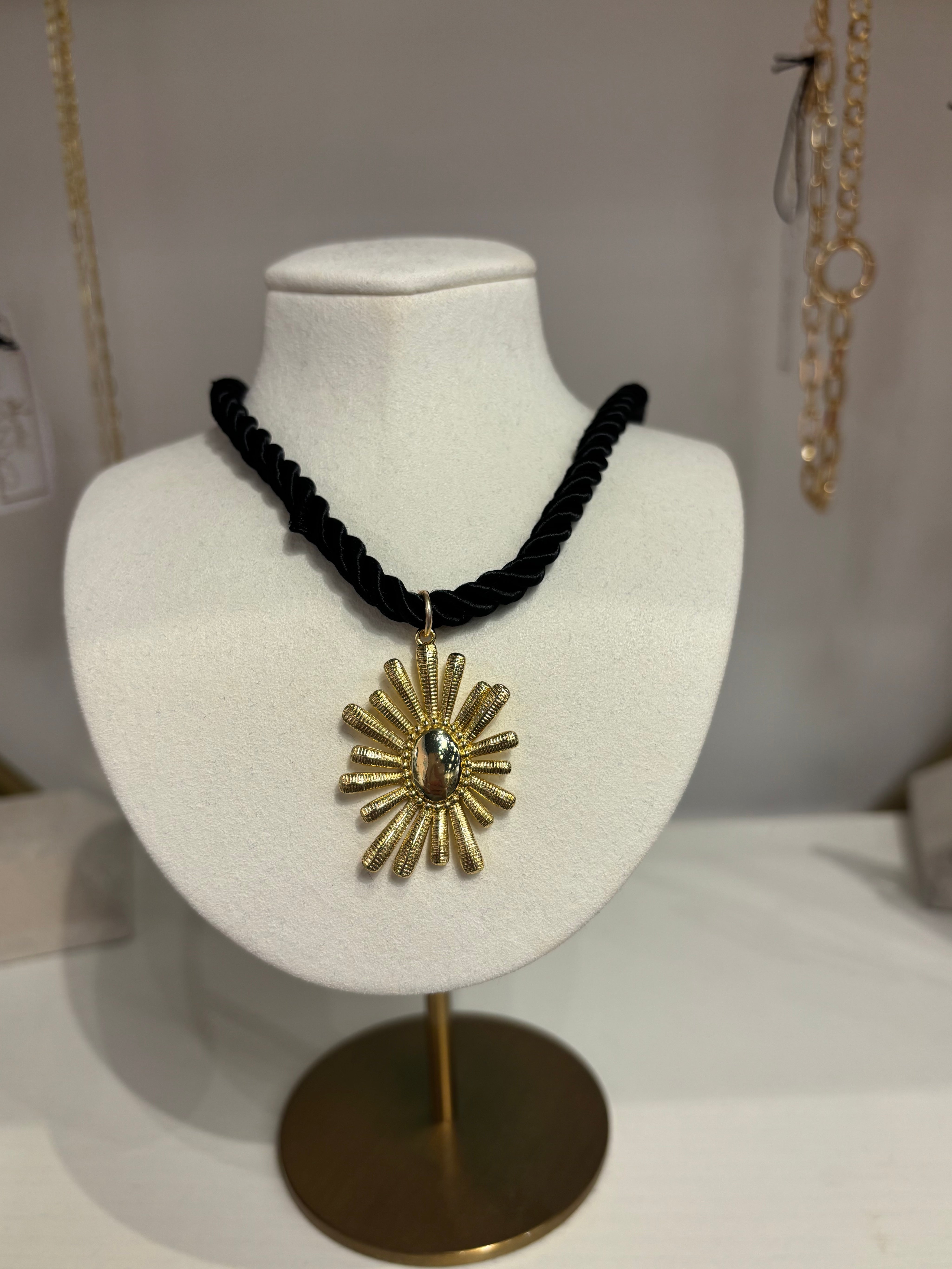 Black Flower Rope Necklace