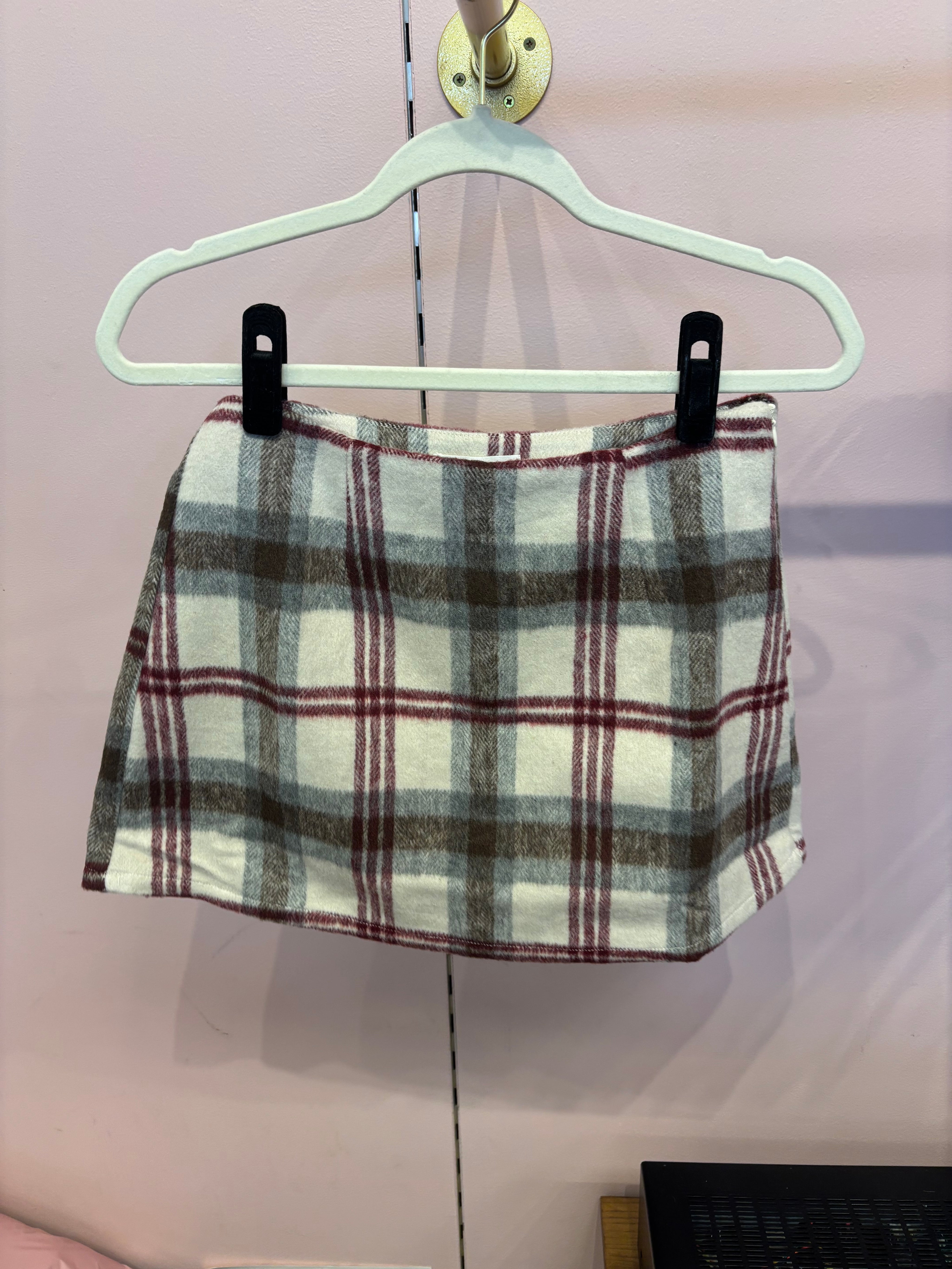 Cream Plaid Skort