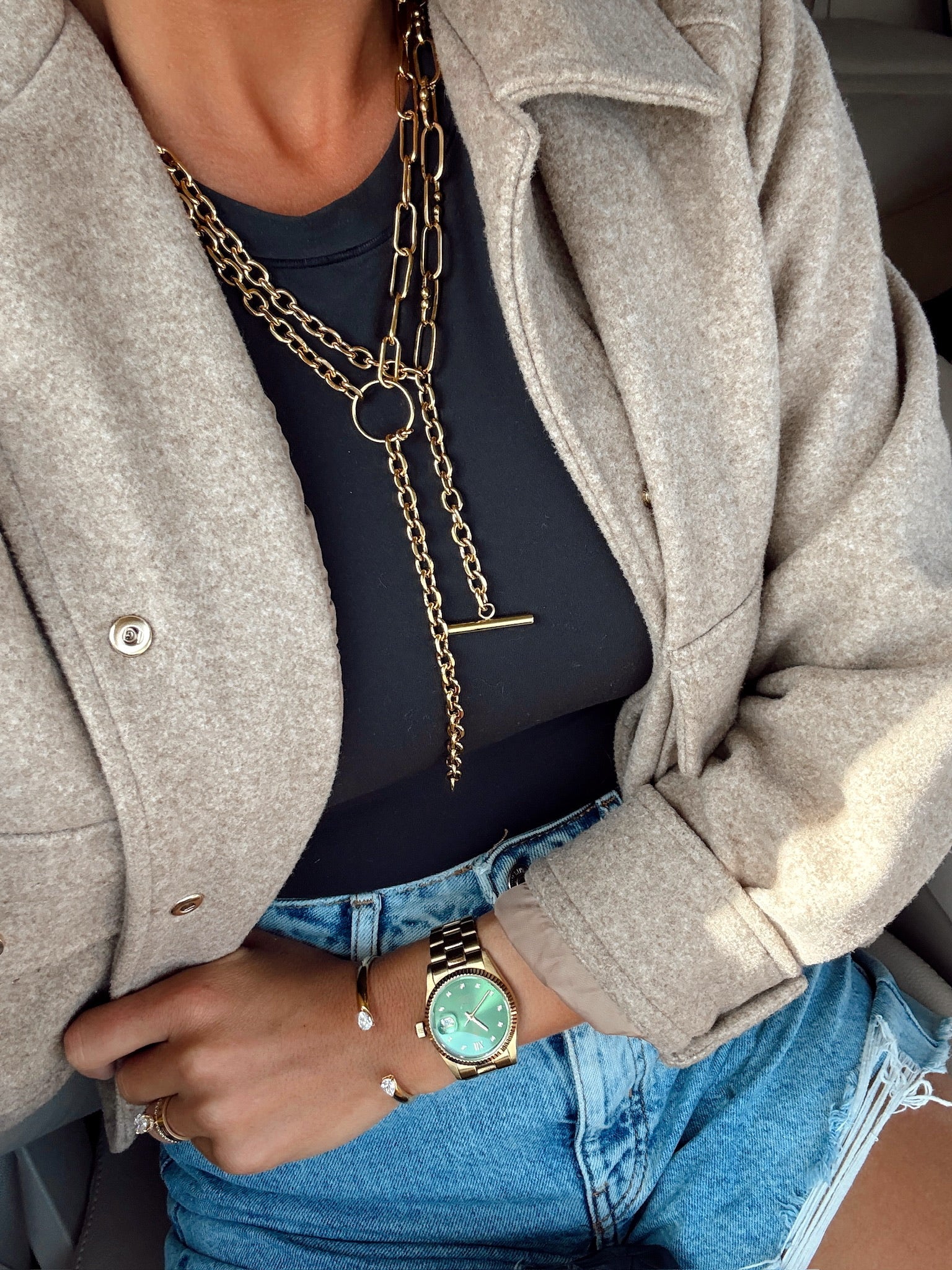 Gold Circle & Bar Chain Necklace