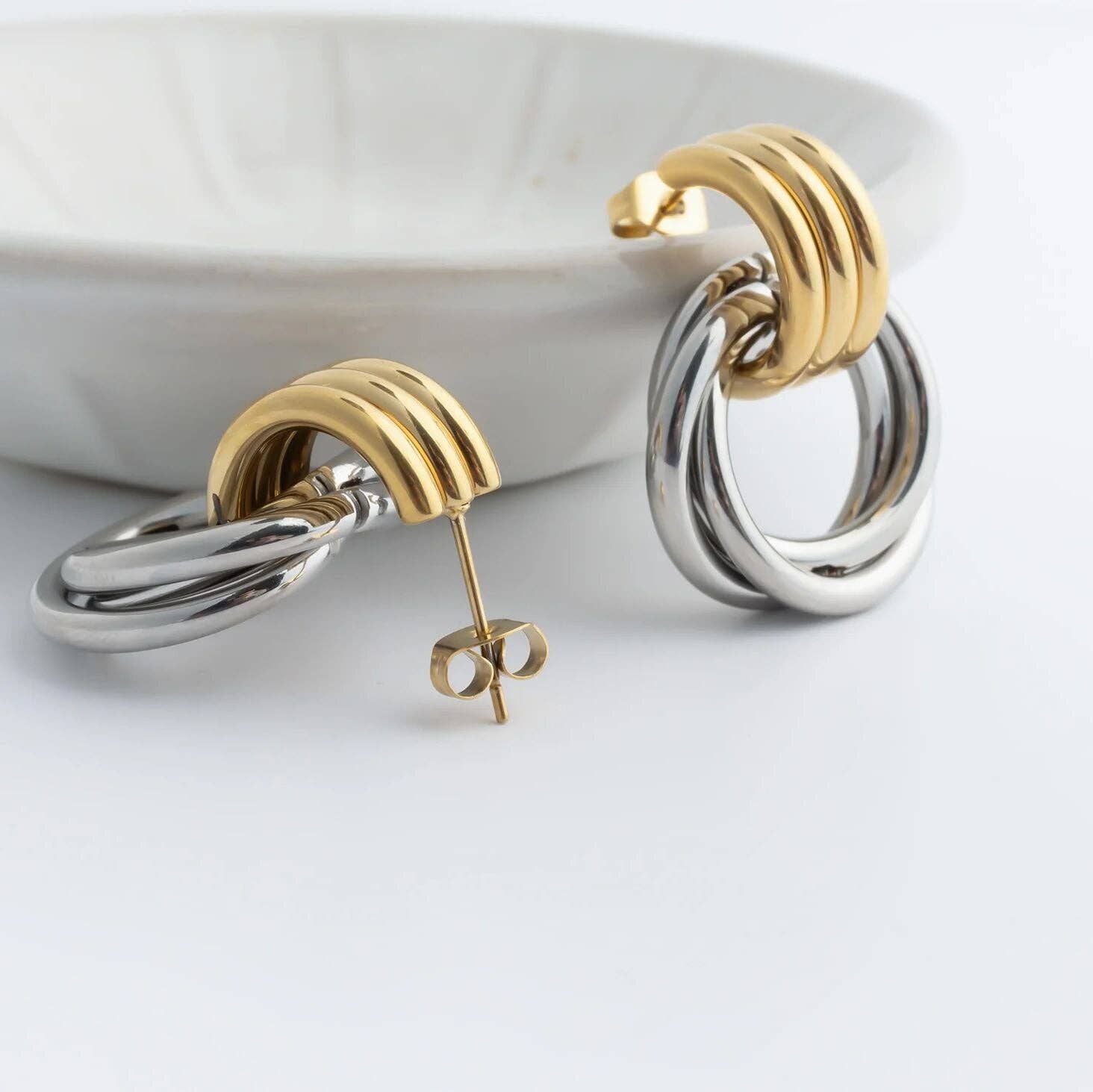 Mixed Metal Double Round Stud Earring