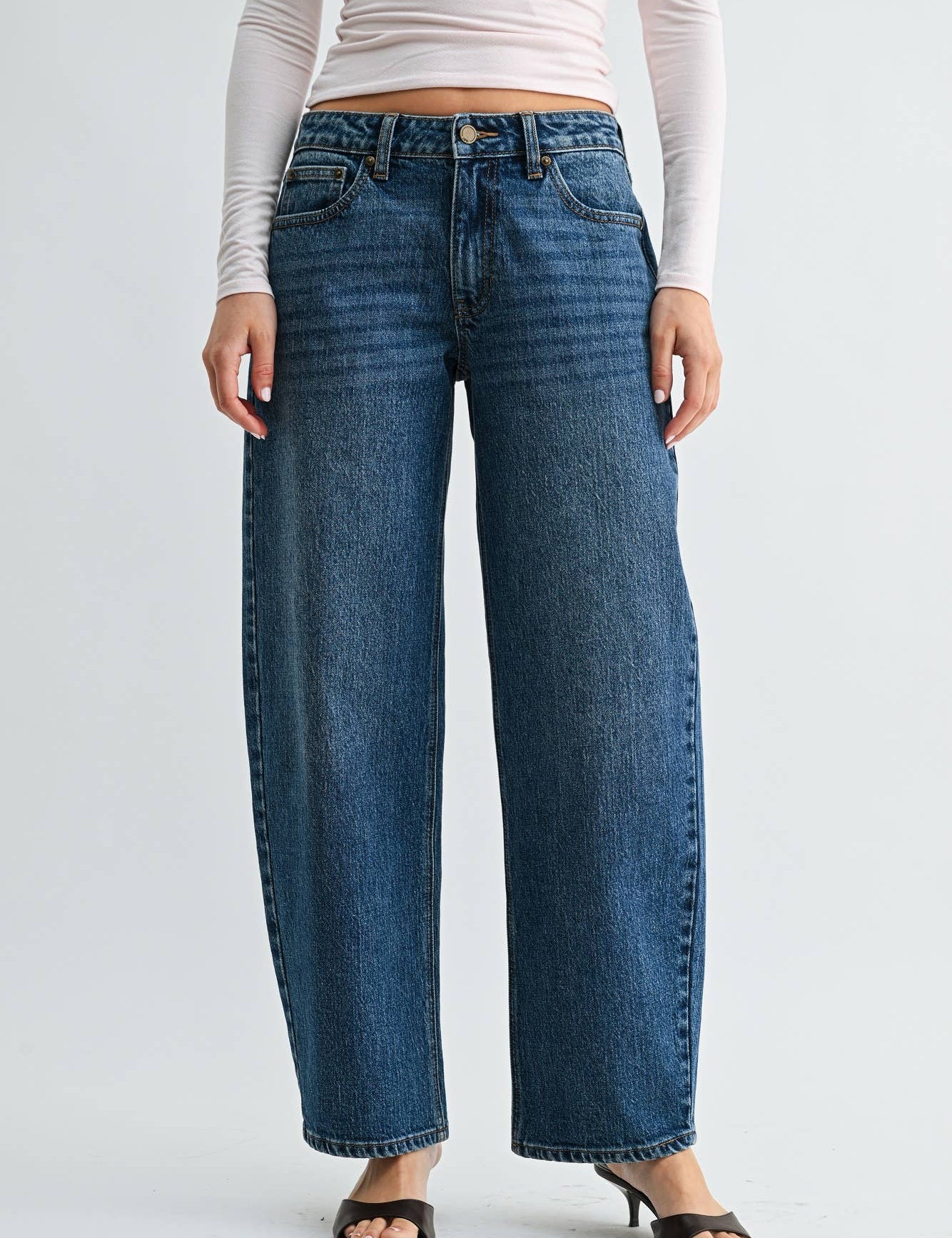 Relaxed Straight Barrel Jean — high rise and barrel jean