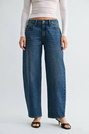 Relaxed Straight Barrel Jean