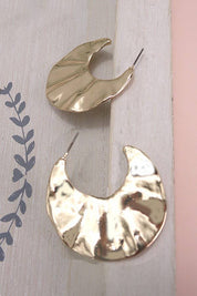 HAMMERED WIDE HOOP EARRINGS